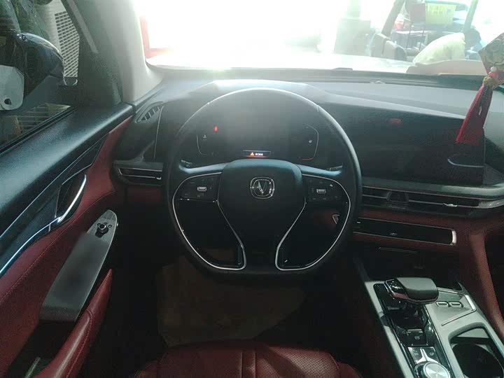 Фото 11 - Changan CS75 Plus