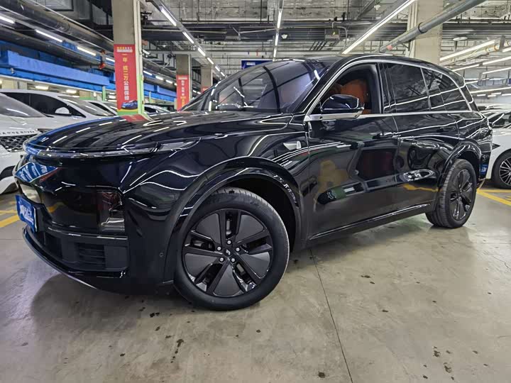 Фото 1 - LiXiang L8