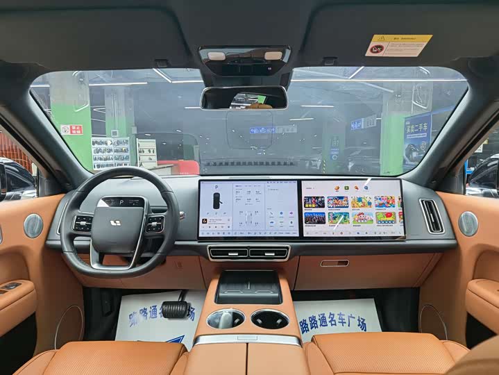 Фото 2 - LiXiang L8