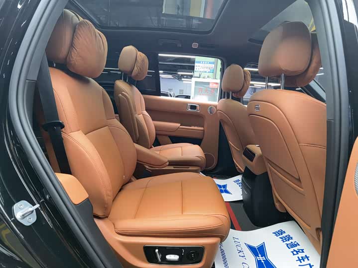 Фото 9 - LiXiang L8