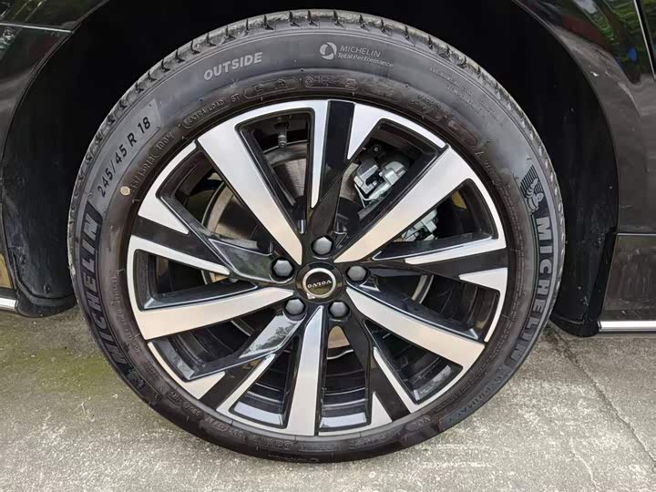 Фото 17 - Volvo S90