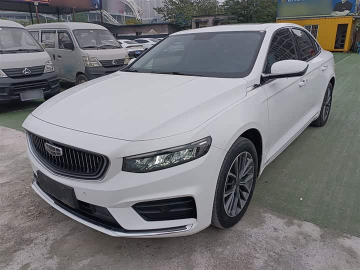 Фото 2 - Geely Preface