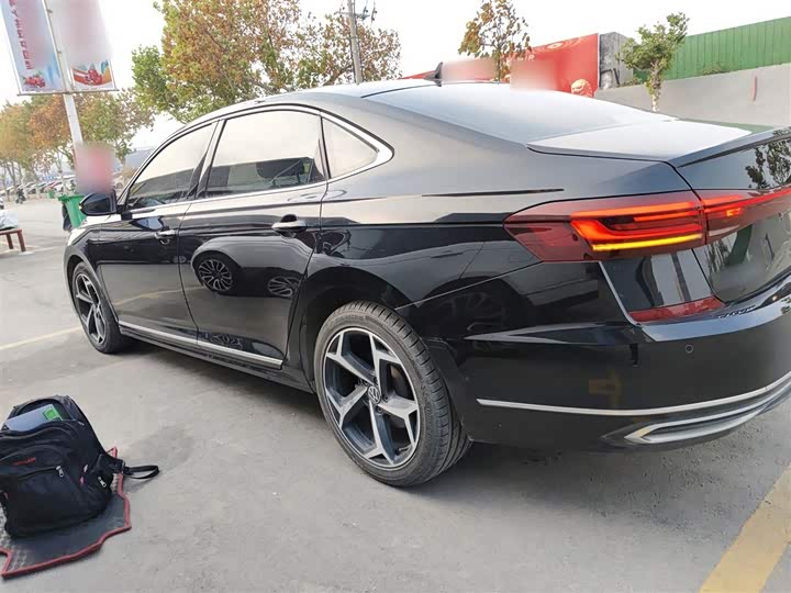 Фото 5 - Volkswagen Passat