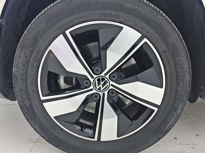 Фото 25 - Volkswagen Tharu