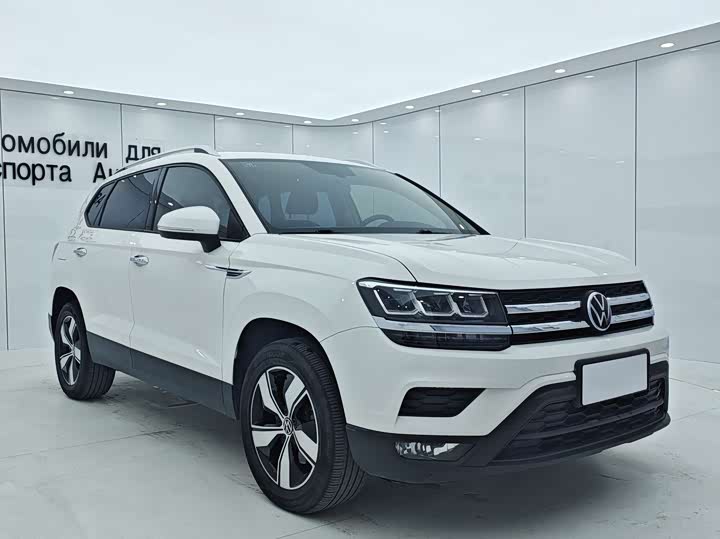 Фото 3 - Volkswagen Tharu