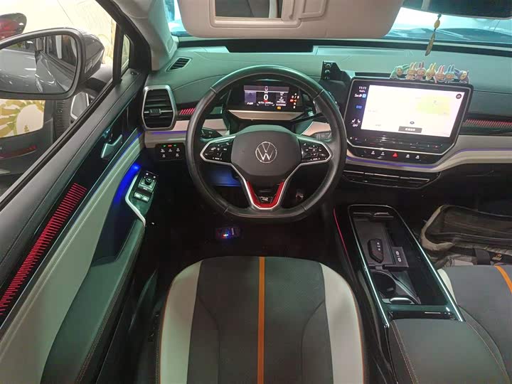 Фото 11 - Volkswagen ID.6 Crozz