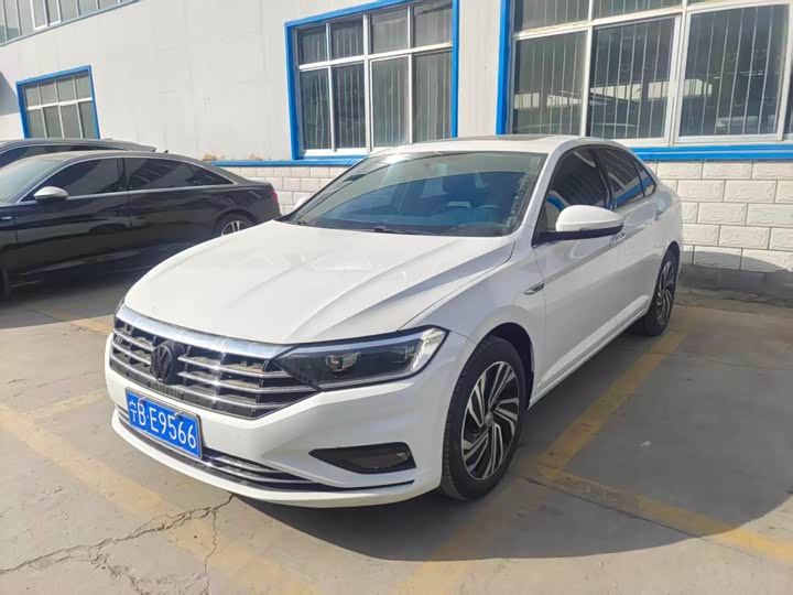 Фото 1 - Volkswagen Sagitar L