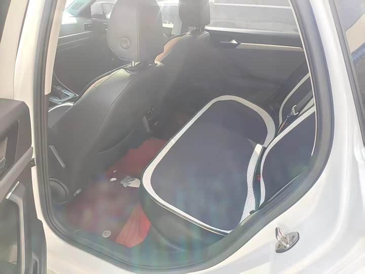 Фото 5 - Volkswagen Sagitar L