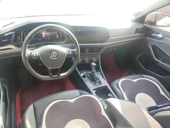 Фото 6 - Volkswagen Sagitar L