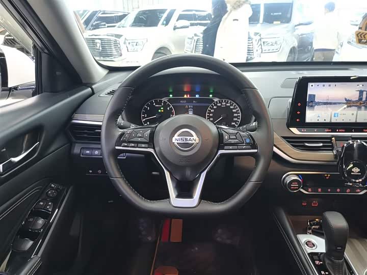 Фото 11 - Nissan Teana