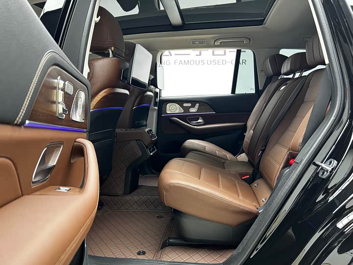 Фото 11 - Mercedes-Benz GLS-Class