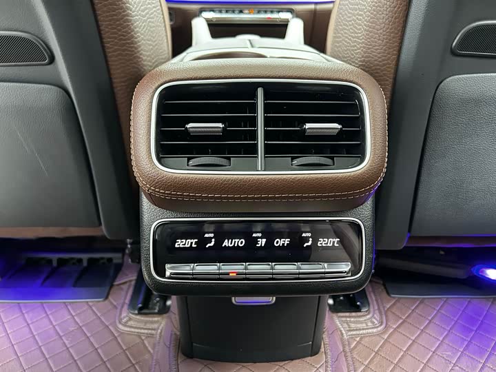 Фото 14 - Mercedes-Benz GLS-Class