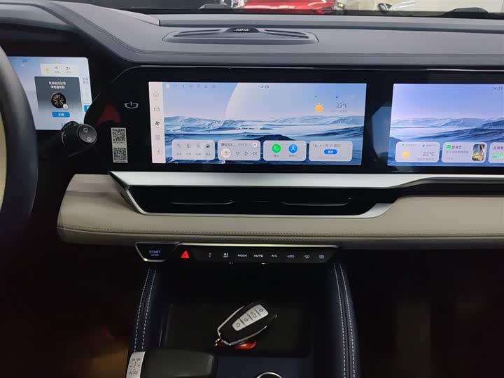 Фото 13 - Geely Monjaro