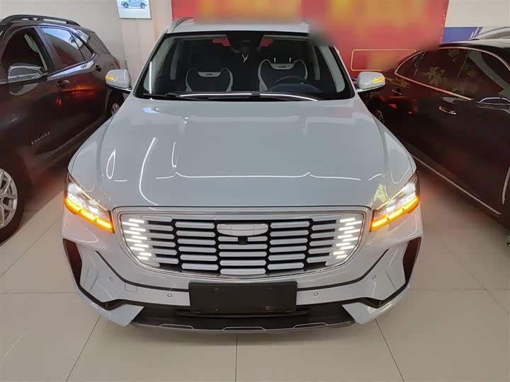 Фото 3 - Geely Monjaro