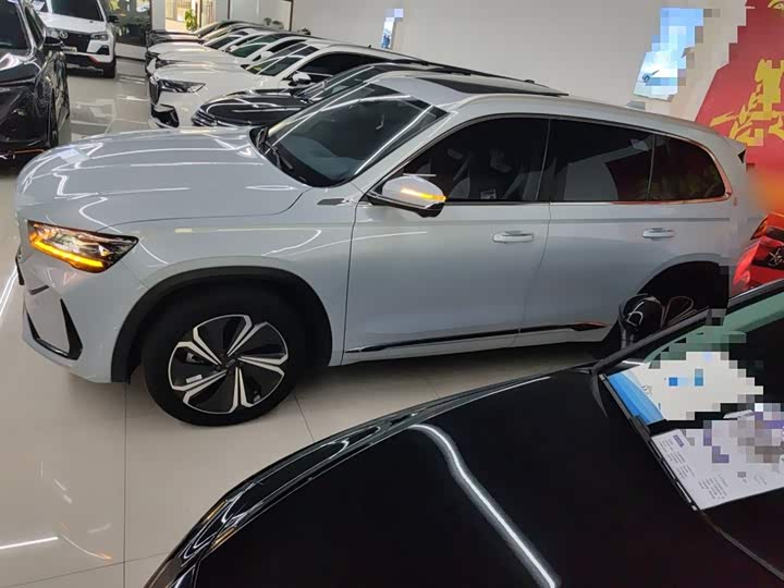 Фото 5 - Geely Monjaro