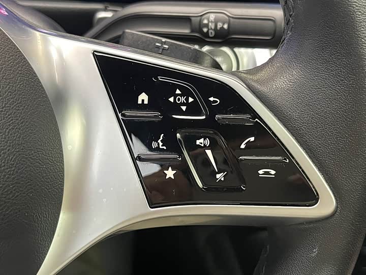 Фото 21 - Mercedes-Benz GLB-Class