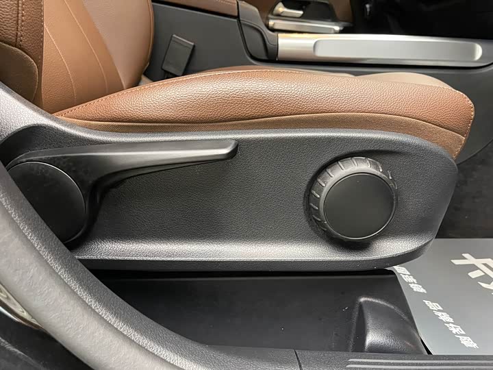 Фото 26 - Mercedes-Benz GLB-Class