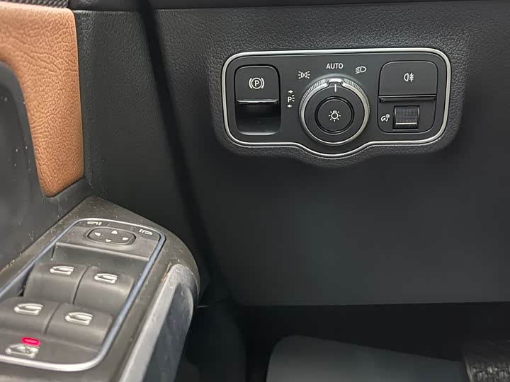 Фото 29 - Mercedes-Benz GLB-Class