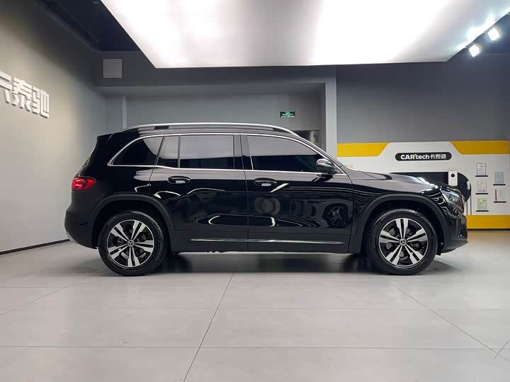 Фото 7 - Mercedes-Benz GLB-Class