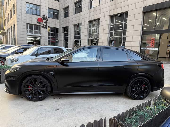 Фото 3 - BAIC Arcfox Alpha S