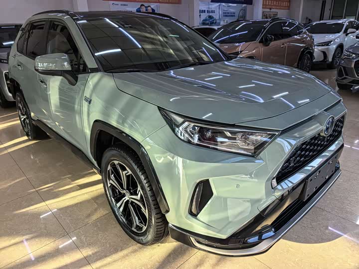 Фото 3 - Toyota RAV4 Hybrid