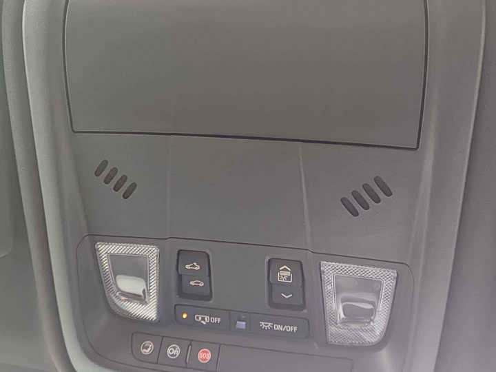 Фото 20 - Cadillac XT5