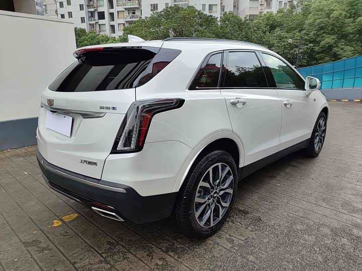Фото 5 - Cadillac XT5