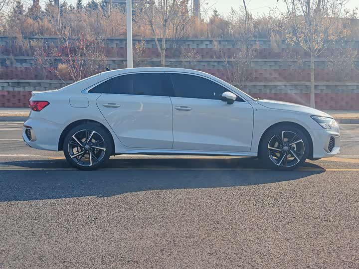 Фото 4 - Audi A3