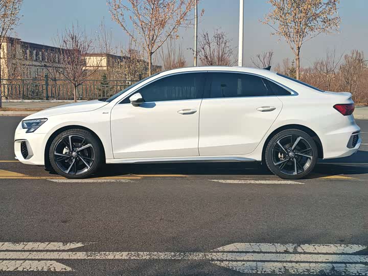 Фото 8 - Audi A3