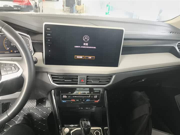 Фото 13 - Volkswagen Tayron