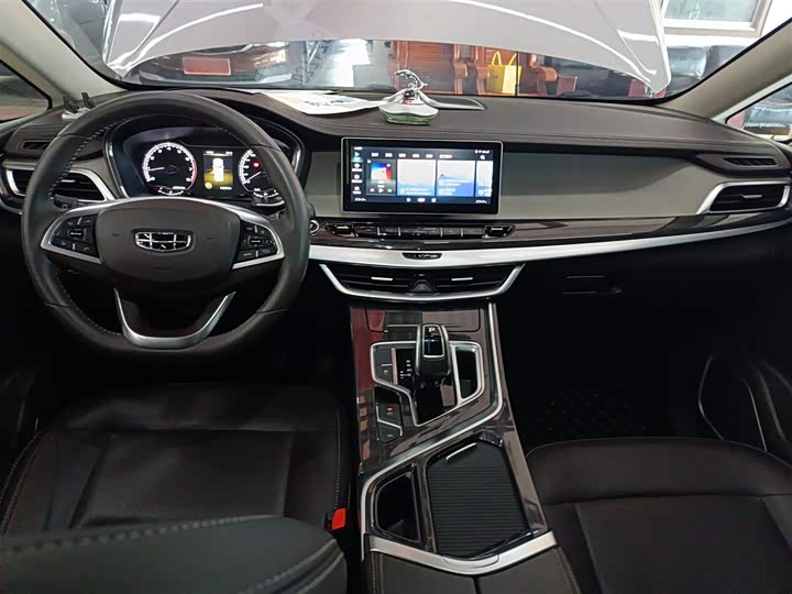 Фото 10 - Geely Jiaji