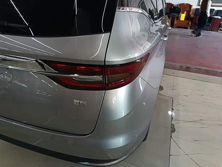 Фото 8 - Geely Jiaji