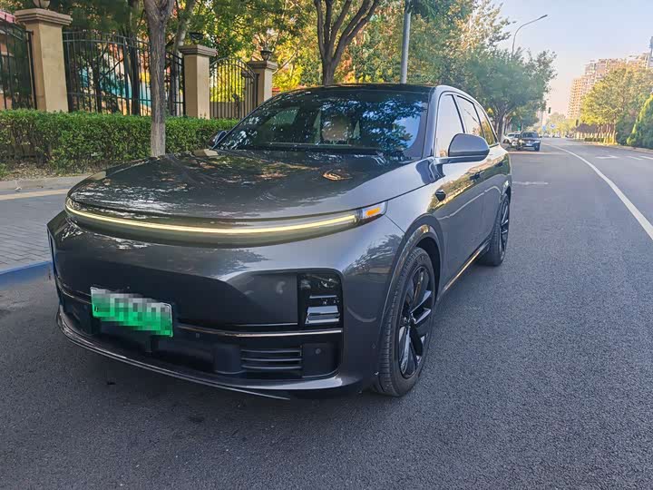 Фото 1 - LiXiang L7