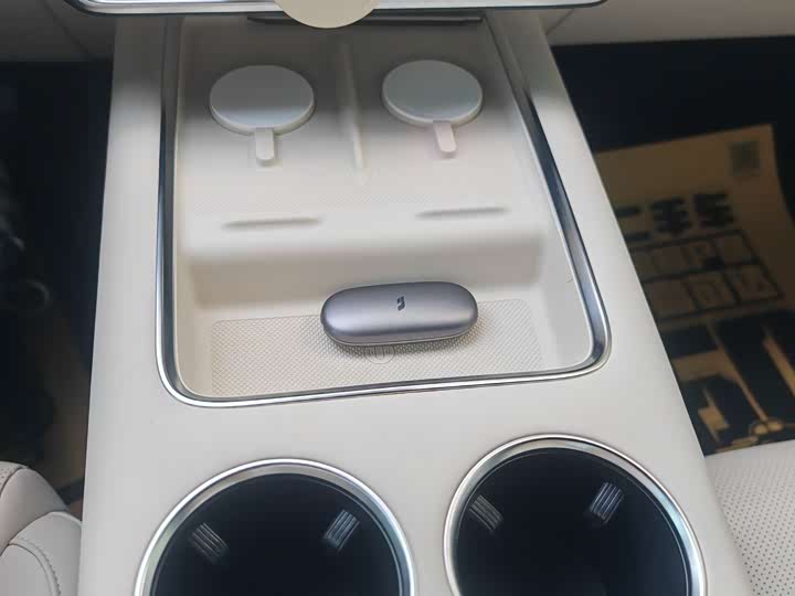 Фото 14 - LiXiang L7