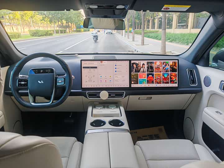 Фото 8 - LiXiang L7