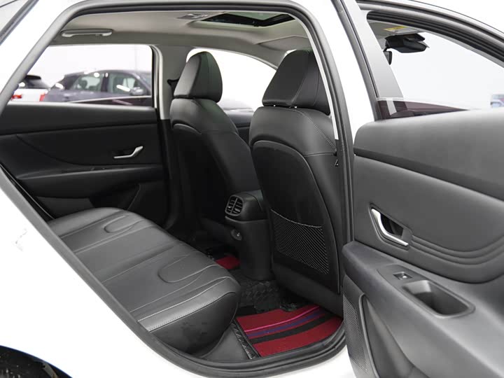 Фото 20 - Hyundai Elantra N line