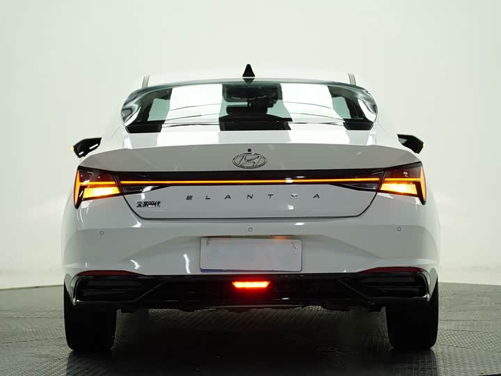 Фото 4 - Hyundai Elantra N line