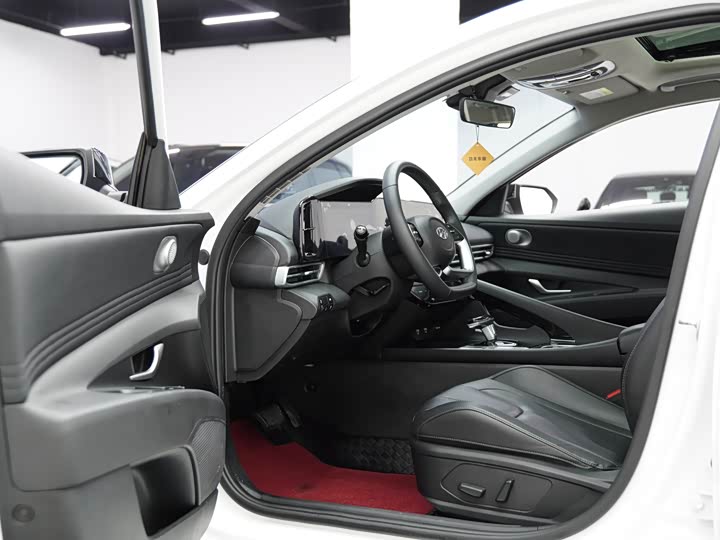 Фото 9 - Hyundai Elantra N line