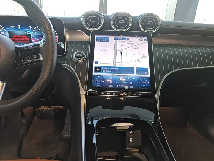 Фото 13 - Mercedes-Benz GLC-Class