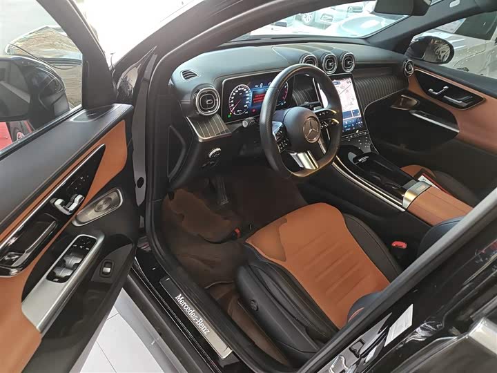 Фото 16 - Mercedes-Benz GLC-Class