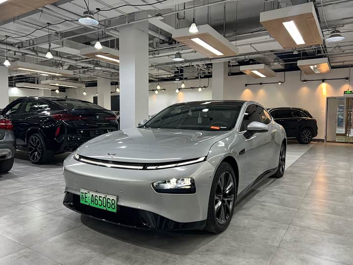 Фото 1 - XPeng P7