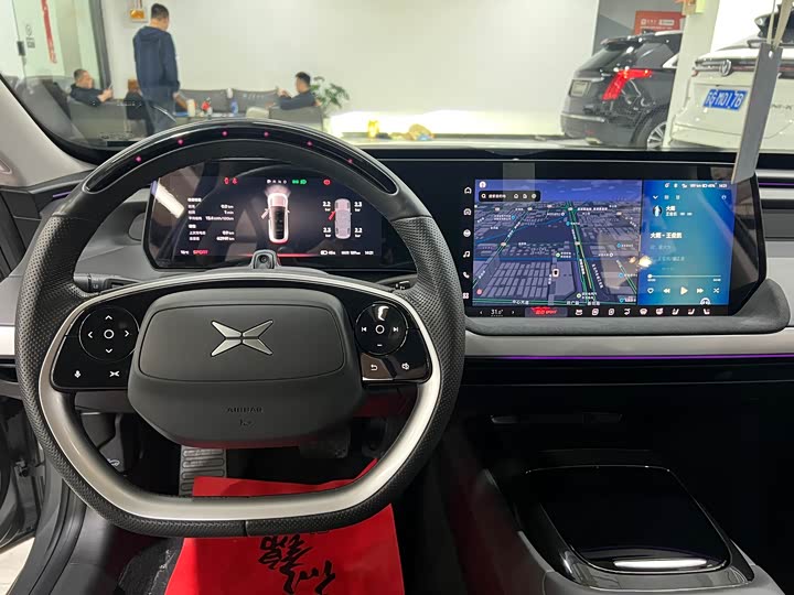 Фото 8 - XPeng P7