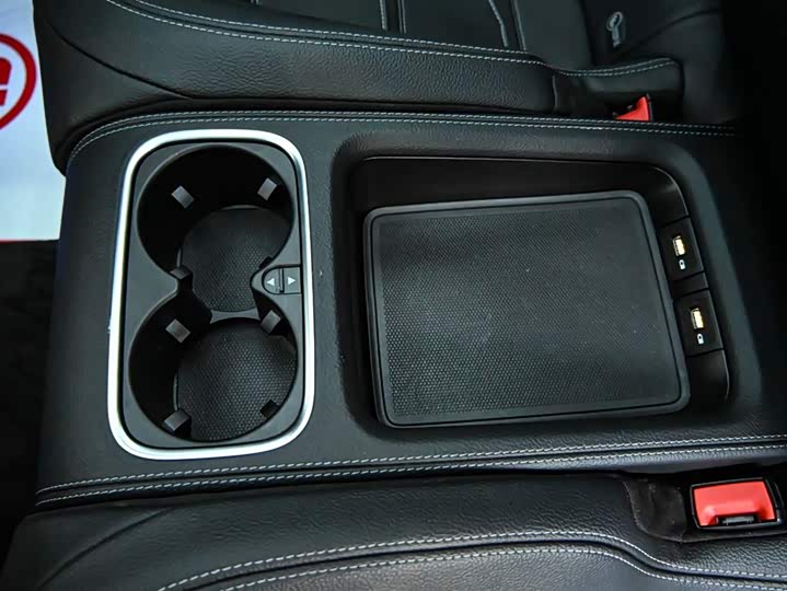 Фото 22 - Mercedes-Benz AMG GT