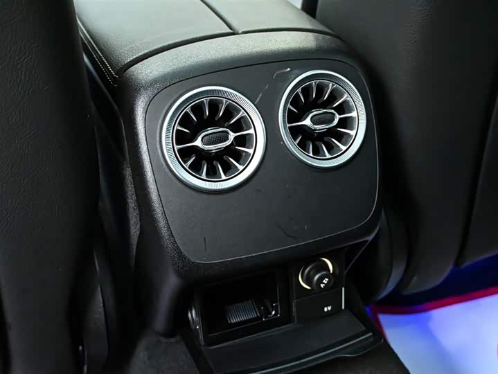 Фото 23 - Mercedes-Benz AMG GT