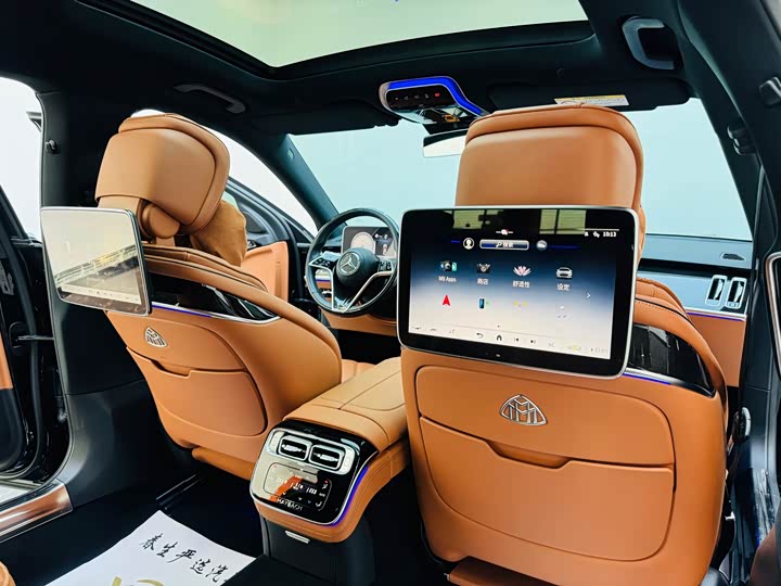 Фото 10 - Mercedes-Benz Maybach S-Class