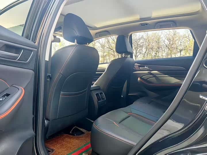 Фото 9 - Haval F7