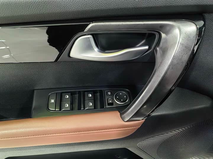 Фото 17 - Kia Sportage GT-line