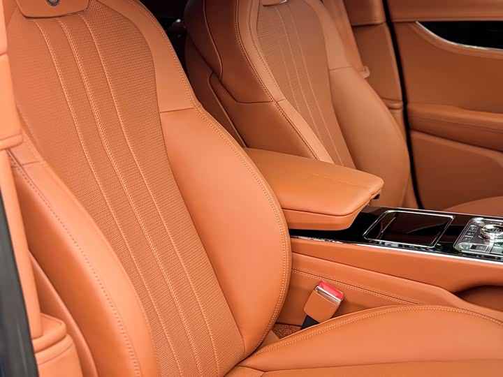 Фото 7 - Bentley Flying Spur