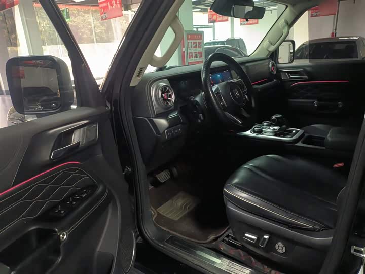 Фото 16 - Tank 300