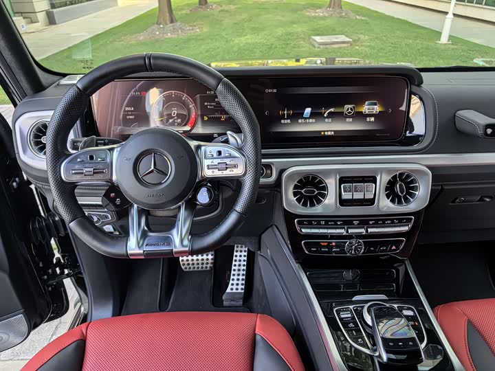 Фото 33 - Mercedes-Benz G-Class AMG
